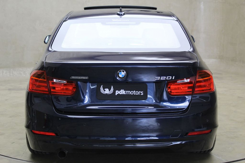 Foto do veículo BMW  320I SPORT GP 2015 52.930 KM 99.000,00