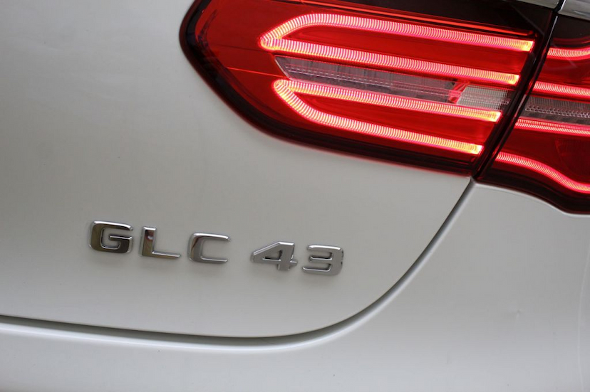 Foto do veículo MERCEDES-BENZ  GLC 43 AMG COUPE 2018 19.810 KM 365.000,00