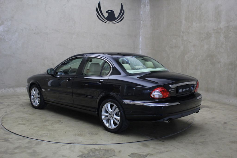 Foto do veículo JAGUAR  X TYPE 2.5 SE AWD 2008 10.295 KM 95.000,00