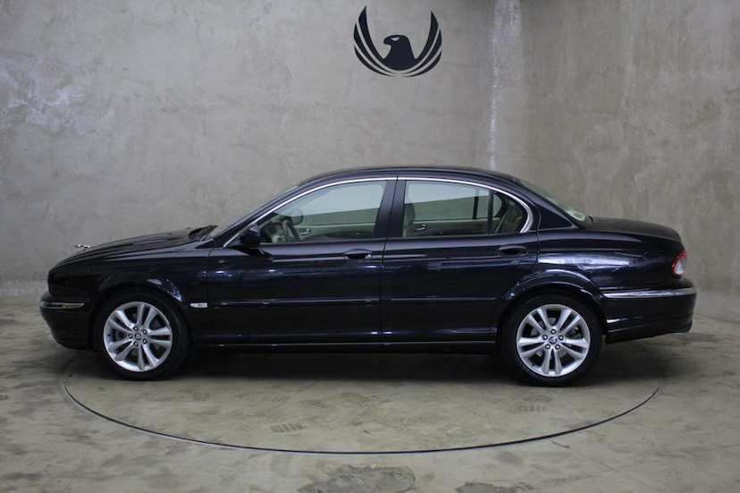 Foto do veículo JAGUAR  X TYPE 2.5 SE AWD 2008 10.295 KM 95.000,00