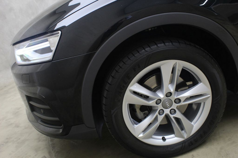 Foto do veículo AUDI  Q3 2.0 AMBIENTE QUATTRO 2016 30.006 KM 109.000,00