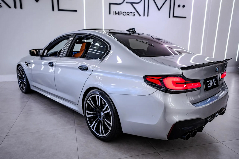 Foto do veículo BMW M5 4.4 V8 TWIN POWER M XDRIVE STEPTRONIC 2019 56.900 KM 469.900,00