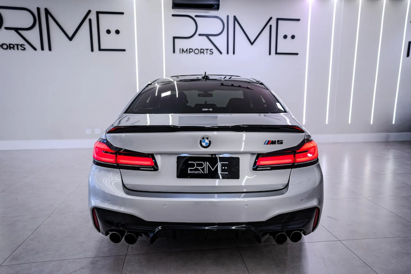 Foto do veículo BMW M5 4.4 V8 TWIN POWER M XDRIVE STEPTRONIC 2019 56.900 KM 469.900,00