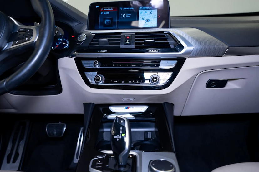 Foto do veículo BMW X3 3.0 TWINPOWER GASOLINA M40I STEPTRONIC 2018 41.900 KM 274.900,00