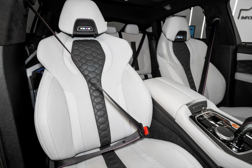 Foto do veículo BMW X6 4.4 V8 BITURBO GASOLINA M COMPETITION AUTOMÁTICO 2023 15.900 KM 769.800,00