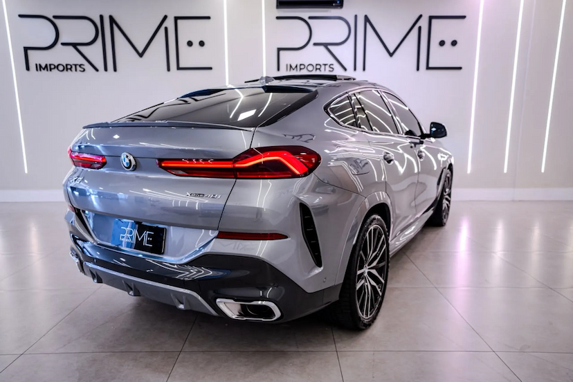 Foto do veículo BMW X6 3.0 TWINPOWER GASOLINA XDRIVE40I M SPORT AUTOMÁTICO 2026 5.900 KM 788.900,00