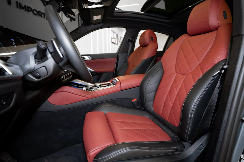 Foto do veículo BMW X6 3.0 TWINPOWER GASOLINA XDRIVE40I M SPORT AUTOMÁTICO 2026 5.900 KM 788.900,00