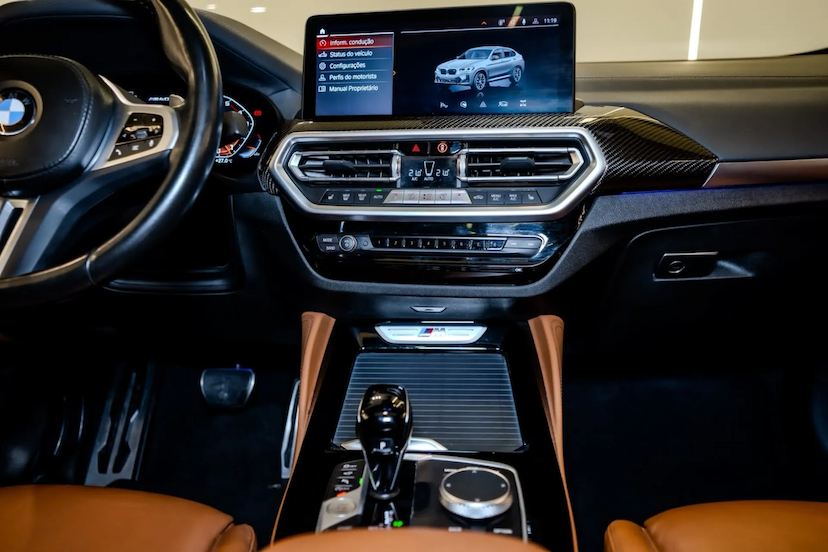 Foto do veículo BMW X4 3.0 TWINPOWER GASOLINA M40I M SPORT EDITION STEPTRONIC 2022 80.900 KM 344.900,00
