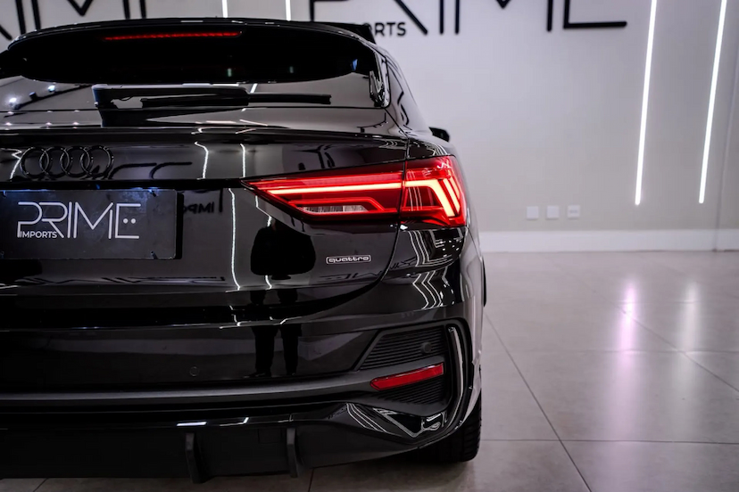 Foto do veículo AUDI Q3 2.0 40 TFSI GASOLINA PERFORMANCE BLACK PLUS QUATTRO TIPTRONIC 2025 5.900 KM 398.900,00