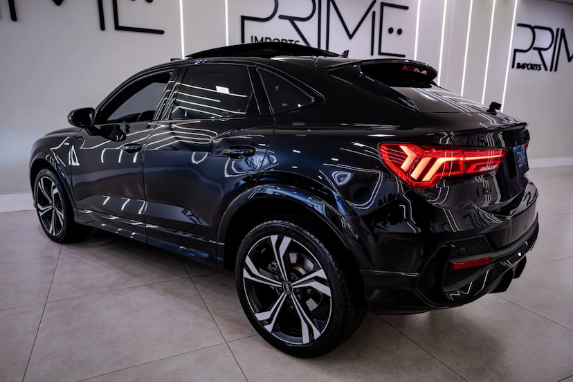 Foto do veículo AUDI Q3 2.0 40 TFSI GASOLINA PERFORMANCE BLACK PLUS QUATTRO TIPTRONIC 2025 5.900 KM 398.900,00