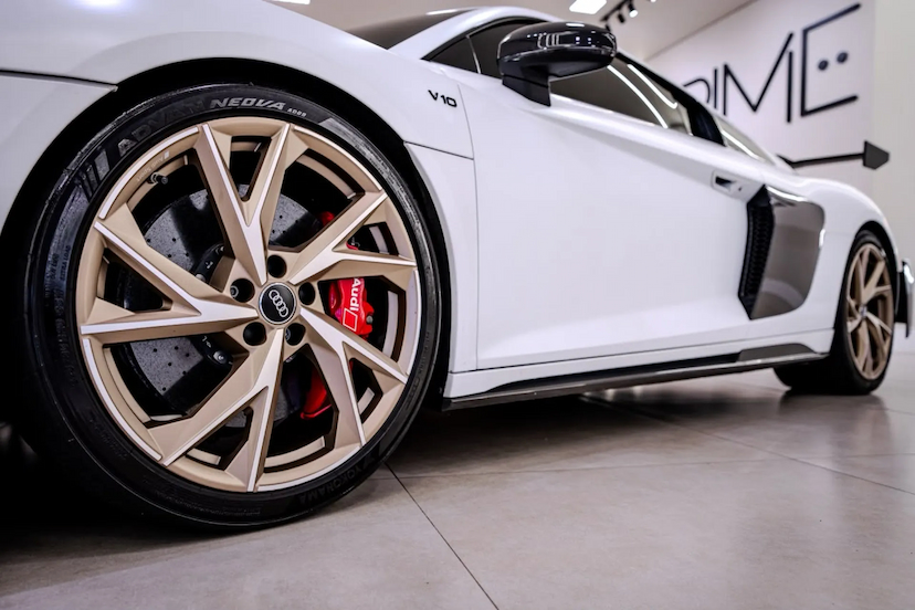 Foto do veículo AUDI R8 5.2 V10 FSI GASOLINA COUPÉ QUATTRO S TRONIC 2021 18.900 KM 1.800.000,00