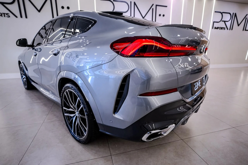 Foto do veículo BMW X6 3.0 TWINPOWER GASOLINA XDRIVE40I M SPORT AUTOMÁTICO 2026 9.900 KM R$ 759.800,00