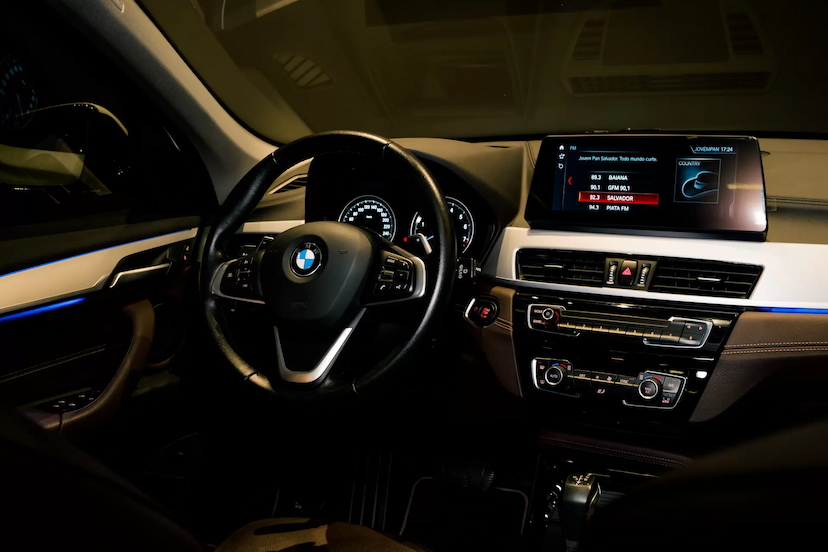 Foto do veículo BMW X1 2.0 16V TURBO ACTIVEFLEX XDRIVE25I SPORT 4P AUTOMÁ 2022 37.801 KM 248.900,00