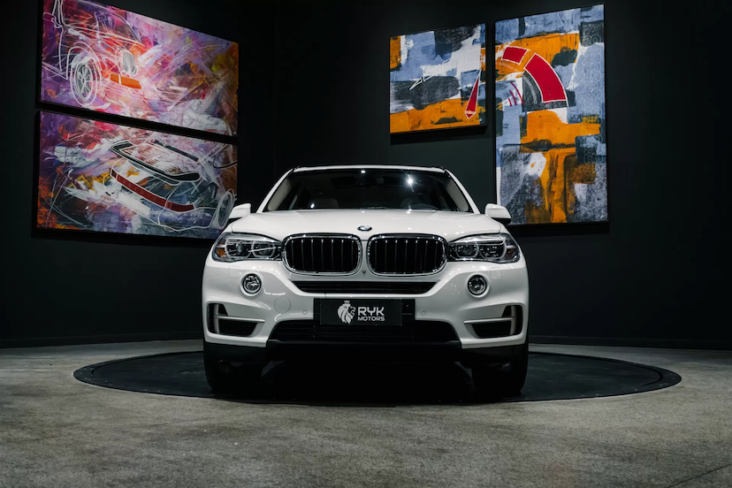 Foto do veículo BMW X5 3.0 4X4 35I 6 CILINDROS 24V GASOLINA 4P AUTOMÁTICO 2015 55.000 KM 184.900,00