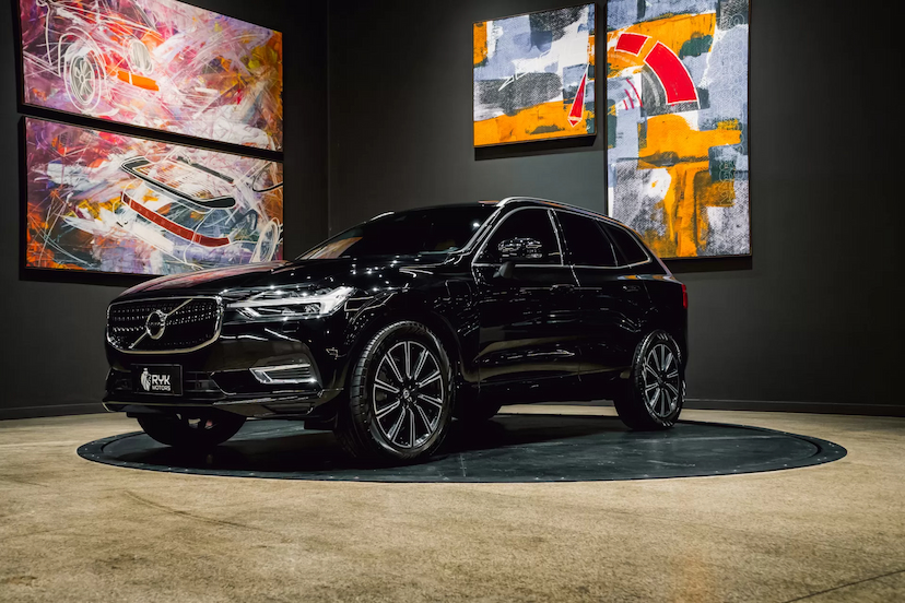 Foto do veículo VOLVO XC60 2.0 T8 HYBRID MOMENTUM AWD GEARTRONIC 2020 60.738 KM 249.900,00