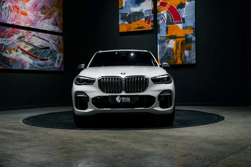 Foto do veículo BMW X5 3.0 4X4 M50D I6 TURBO DIESEL 4P AUTOMÁTICO 2019 102.490 KM 464.900,00