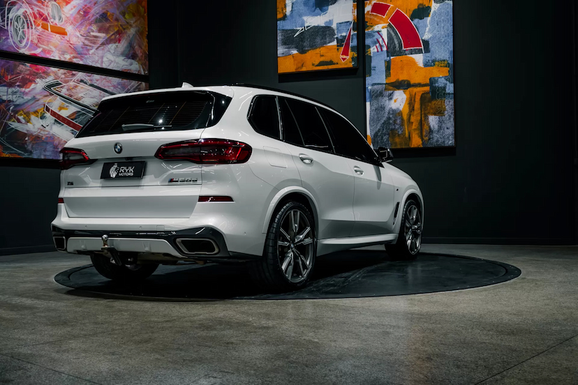 Foto do veículo BMW X5 3.0 4X4 M50D I6 TURBO DIESEL 4P AUTOMÁTICO 2019 102.490 KM 464.900,00
