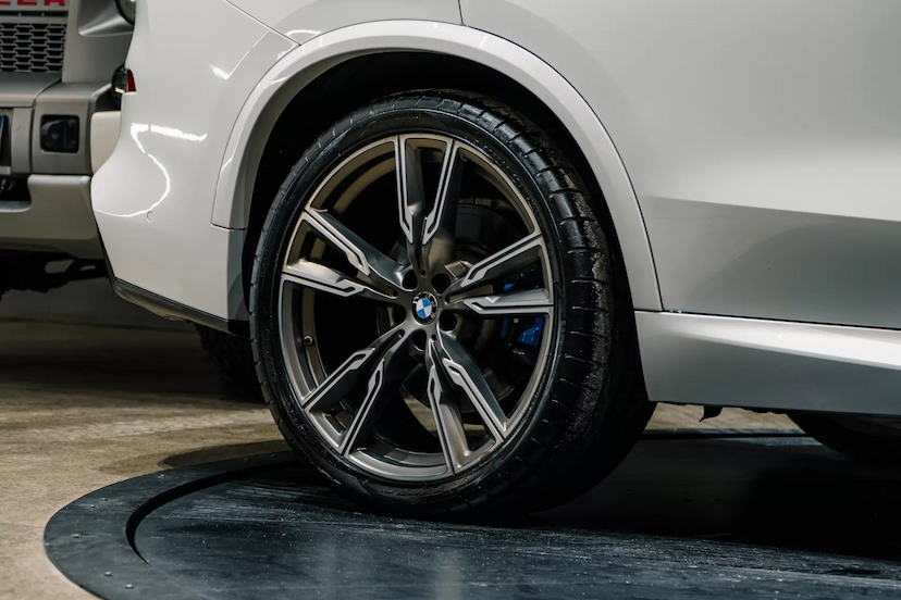 Foto do veículo BMW X5 3.0 4X4 M50D I6 TURBO DIESEL 4P AUTOMÁTICO 2019 102.490 KM 464.900,00