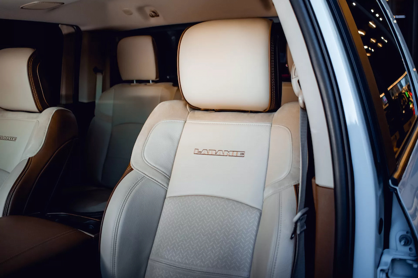 Foto do veículo RAM 3500 6.7 I6 TURBO DIESEL LARAMIE 2022 25.297 KM 404.900,00