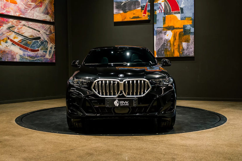 Foto do veículo BMW X6 M 3.0 TWINPOWER GASOLINA XDRIVE40I M SPORT AUTOMáTICO 2024 9.312 KM 769.900,00