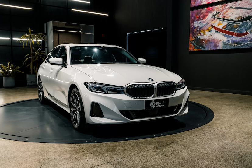Foto do veículo BMW 320I 2.0 16V TURBO FLEX GP AUTOMÁTICO 2023 6.692 KM 299.900,00