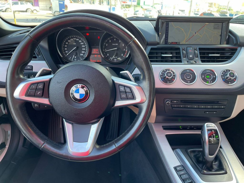 Foto do veículo BMW Z4 ROADSTER SDRIVE20I 2016 22.000 KM 259.900,00
