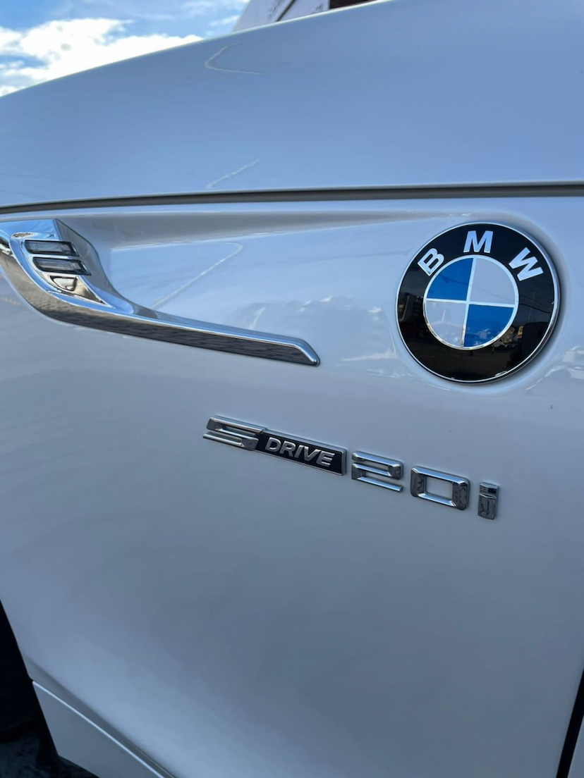 Foto do veículo BMW Z4 ROADSTER SDRIVE20I 2016 22.000 KM 259.900,00