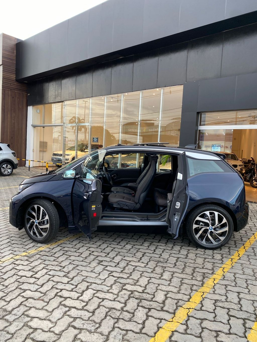 Foto do veículo BMW I3 2022 2022 1.700 KM 289.900,00