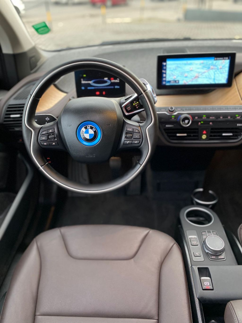 Foto do veículo BMW I3 2022 2022 1.700 KM 289.900,00
