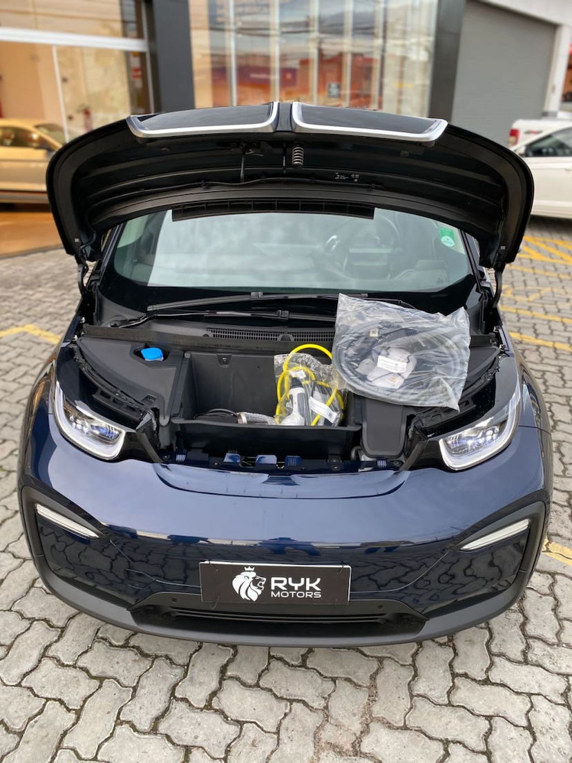 Foto do veículo BMW I3 2022 2022 1.700 KM 289.900,00