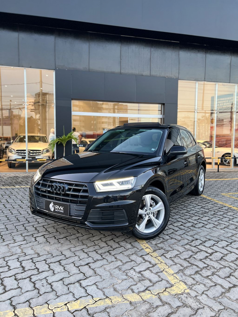 Foto do veículo AUDI Q5 PRESTIGE PLUS S TRONIC 2020 38.000 KM 304.900,00