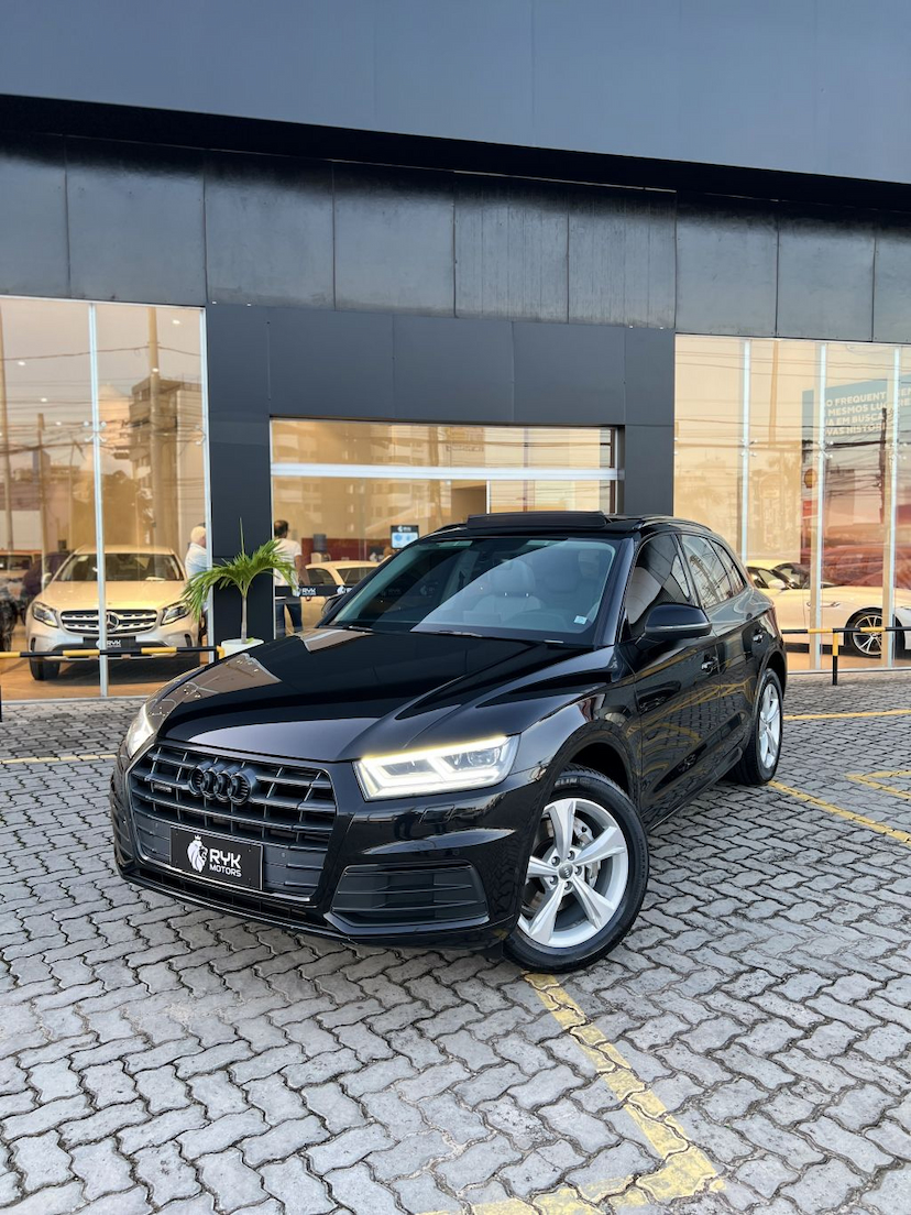 Foto do veículo AUDI Q5 PRESTIGE PLUS S TRONIC 2020 38.000 KM 304.900,00