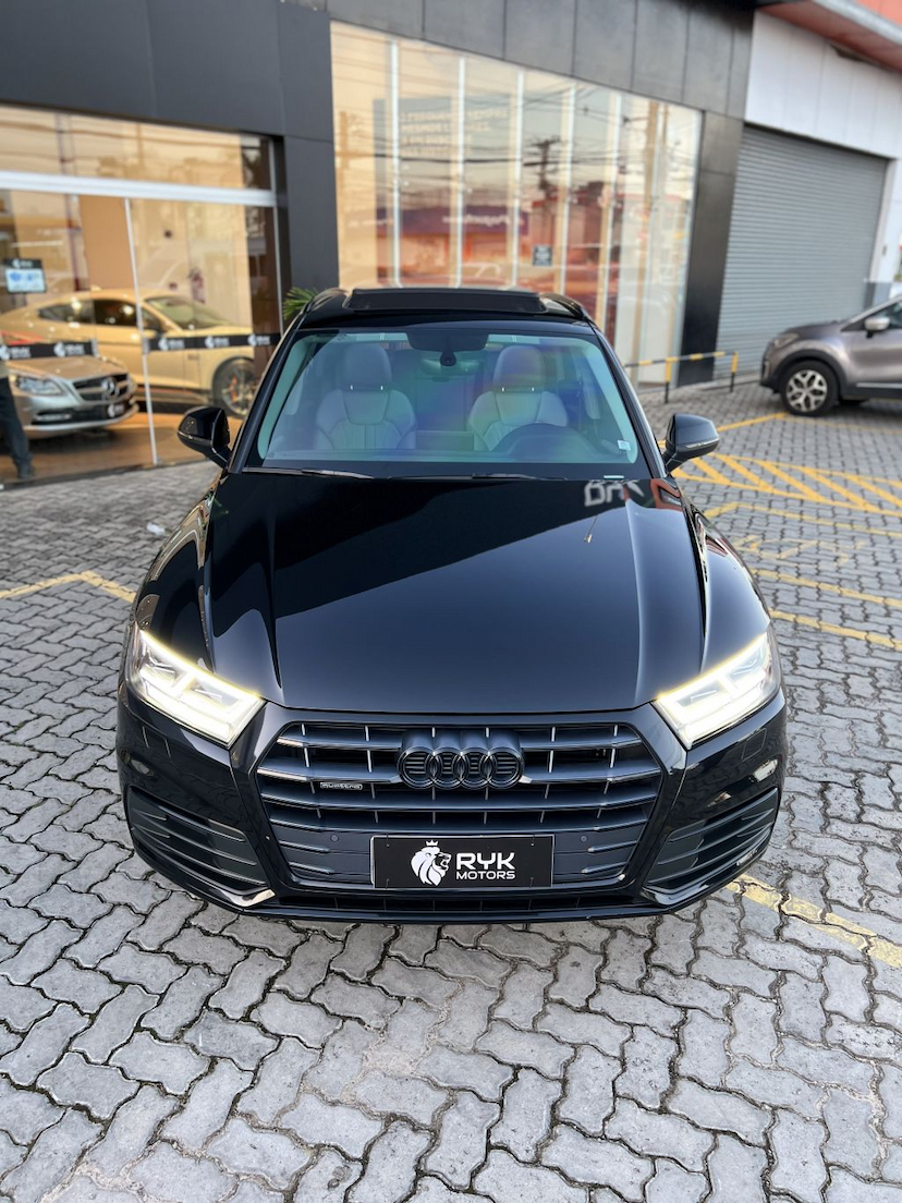 Foto do veículo AUDI Q5 PRESTIGE PLUS S TRONIC 2020 38.000 KM 304.900,00