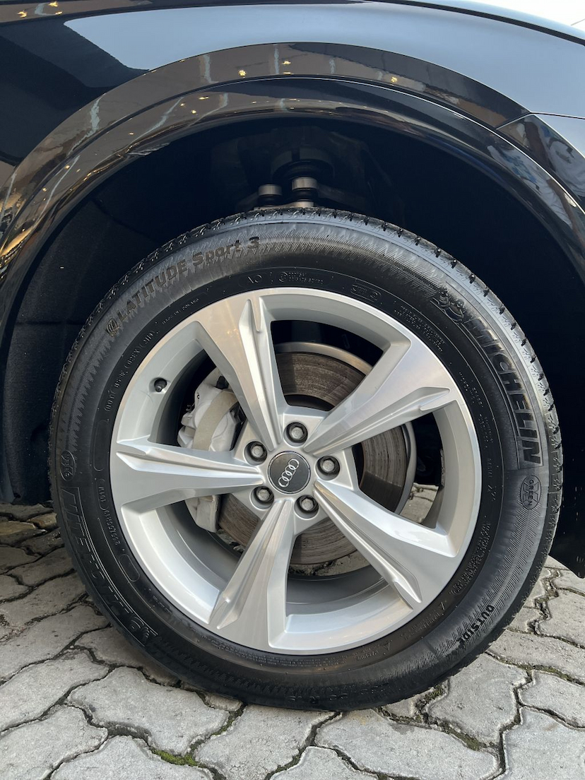 Foto do veículo AUDI Q5 PRESTIGE PLUS S TRONIC 2020 38.000 KM 304.900,00