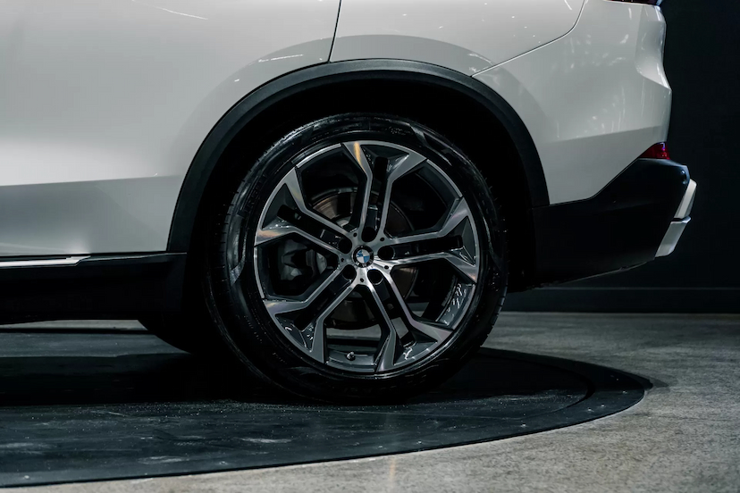 Foto do veículo BMW X5 3.0 4X4 30D I6 TURBO DIESEL 4P AUTOMÁTICO 2019 45.892 KM 378.900,00