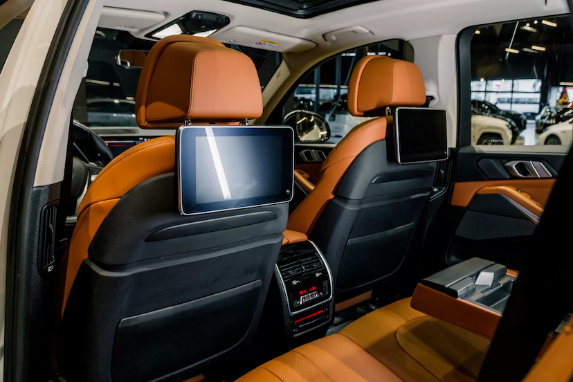Foto do veículo BMW X5 3.0 4X4 30D I6 TURBO DIESEL 4P AUTOMÁTICO 2019 45.892 KM 378.900,00