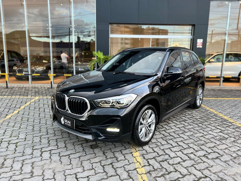 Foto do veículo BMW X1 2.0 16V TURBO ACTIVEFLEX SDRIVE20I 4P AUTOMÁTICO 2020 26.341 KM 194.900,00