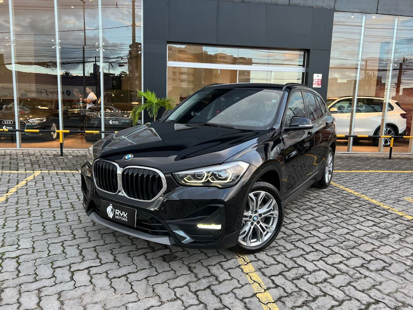 Foto do veículo BMW X1 2.0 16V TURBO ACTIVEFLEX SDRIVE20I 4P AUTOMÁTICO 2020 26.341 KM 194.900,00