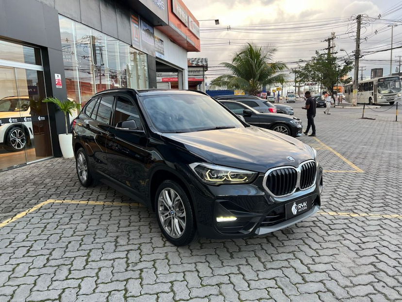 Foto do veículo BMW X1 2.0 16V TURBO ACTIVEFLEX SDRIVE20I 4P AUTOMÁTICO 2020 26.341 KM 194.900,00