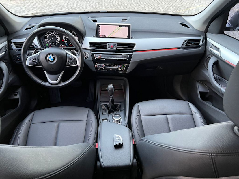 Foto do veículo BMW X1 2.0 16V TURBO ACTIVEFLEX SDRIVE20I 4P AUTOMÁTICO 2020 26.341 KM 194.900,00