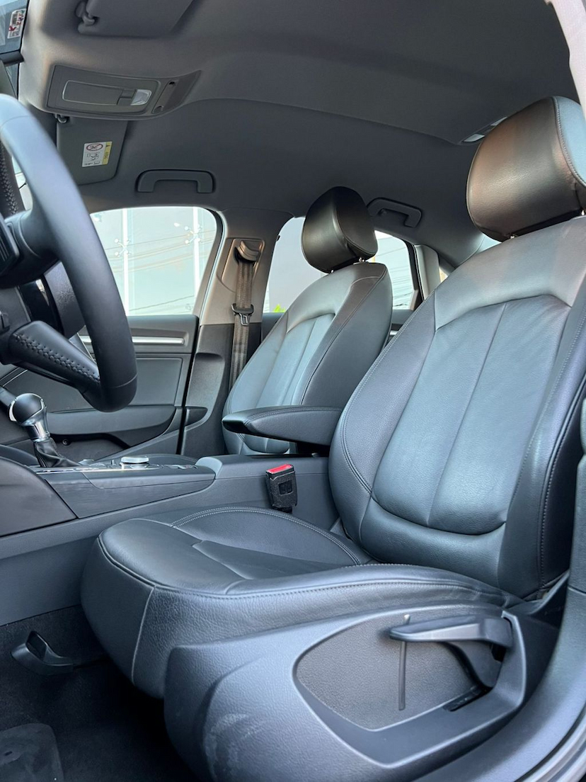 Foto do veículo AUDI A3 1.4 TFSI FLEX SEDAN PRESTIGE TIPTRONIC 2020 27.740 KM 136.900,00