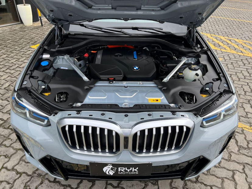 Foto do veículo BMW X3 2.0 HYBRID M SPORT 2022 7.331 KM 469.900,00