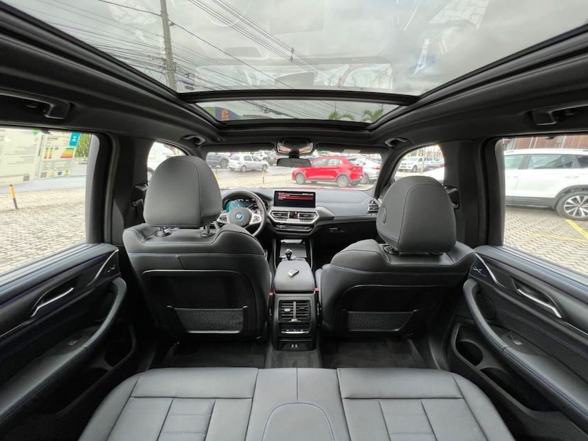 Foto do veículo BMW X3 2.0 HYBRID M SPORT 2022 7.331 KM 469.900,00