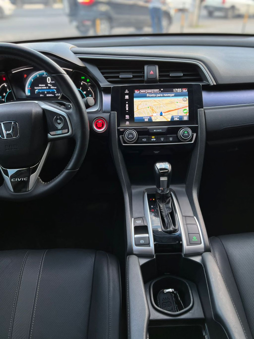 Foto do veículo HONDA CIVIC 1.5 16V TURBO GASOLINA TOURING 4P CVT 2017 53.803 KM 119.900,00