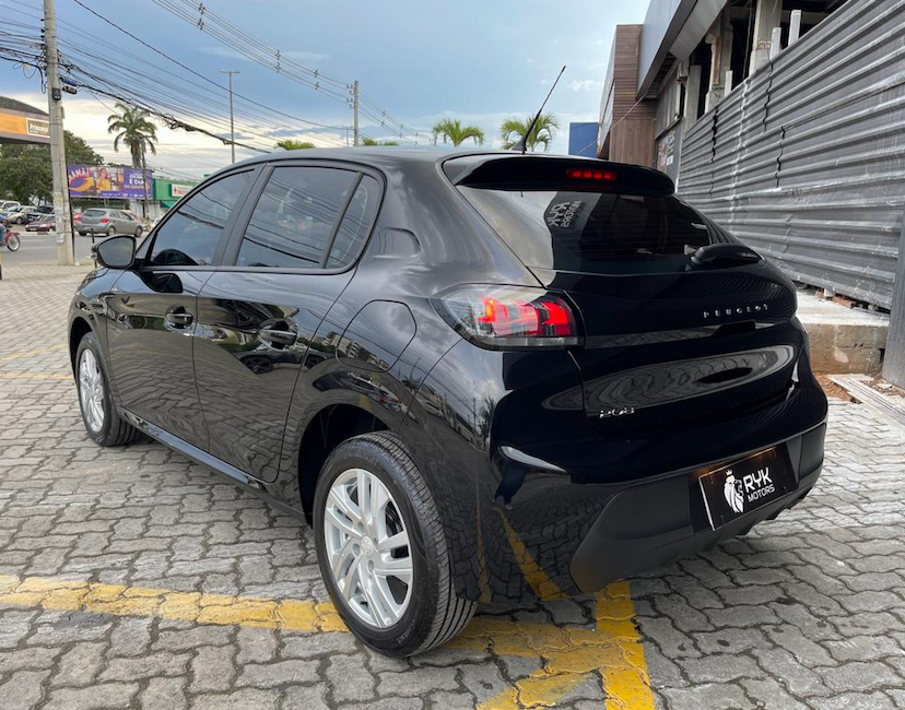 Foto do veículo PEUGEOT 208 1.6 ACTIVE AT 16V FLEX 4P 2023 845 KM 90.900,00