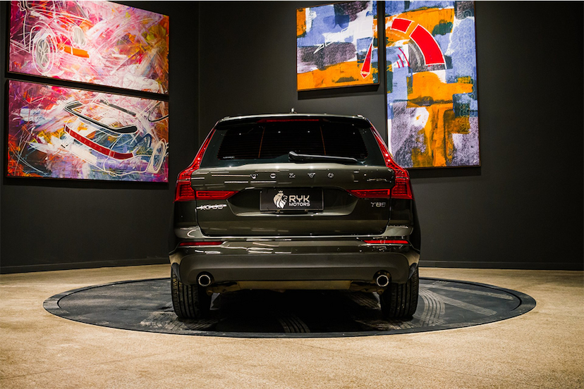 Foto do veículo VOLVO XC60 2.0 T8 HYBRID MOMENTUM AWD GEARTRONIC 2020 45.471 KM 259.900,00