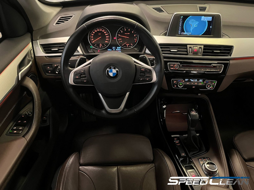Foto do veículo BMW X1 XDRIVE 25I ACTIVEFLEX 2017 47.667 KM 174.900,00