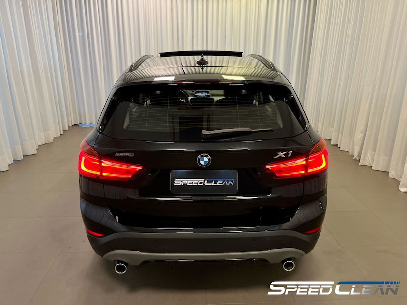 Foto do veículo BMW X1 XDRIVE 25I ACTIVEFLEX 2017 47.667 KM 174.900,00
