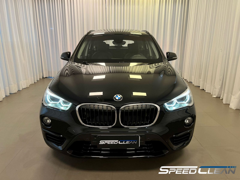 Foto do veículo BMW X1 XDRIVE 25I ACTIVEFLEX 2017 47.667 KM 174.900,00