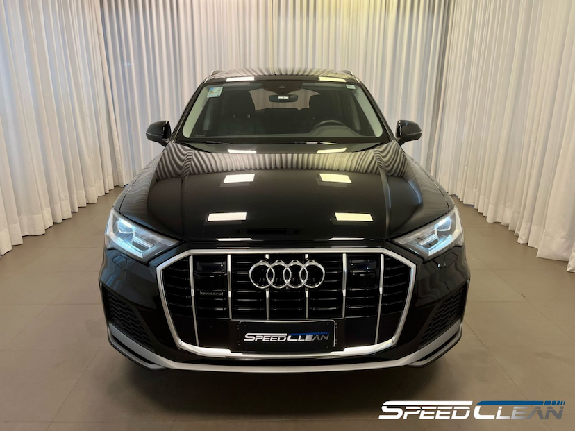 Foto do veículo AUDI Q7 S-LINE 2021 24.699 KM 459.900,00